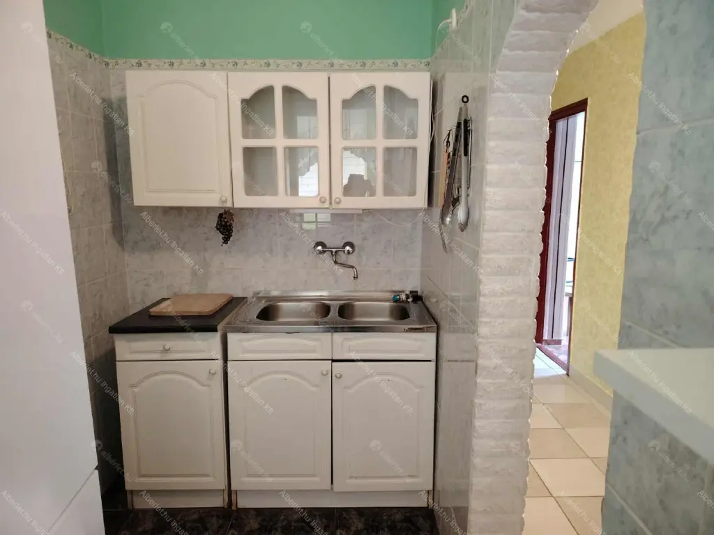 Kiadó albérlet 380000 Ft/hó áron: Nagykovácsi,  Puskin utca. Mérete: 90 nm, 3 szobás | Alberlet.hu - 6666138