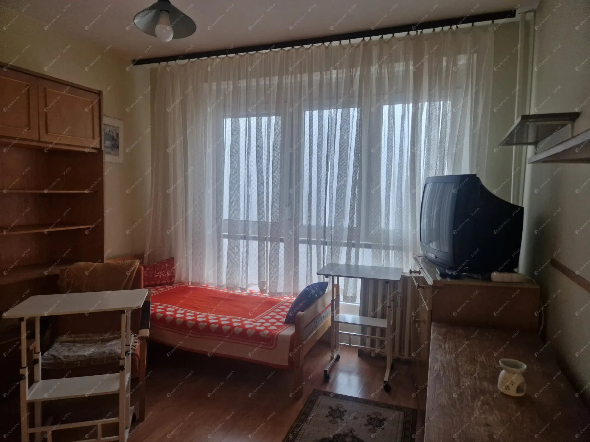 Kiadó albérlet 145000 Ft/hó áron: Pécs,  Nagy Imre út. Mérete: 55 nm, 2 szobás | Alberlet.hu - 6635934