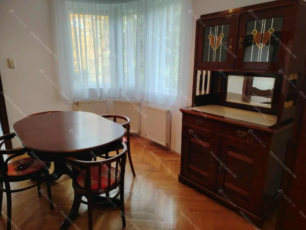 Kiadó albérlet 590000 Ft/hó áron: Remeteszőlős,  Banka utca. Mérete: 190 nm, 5 szobás | Alberlet.hu - 6641923