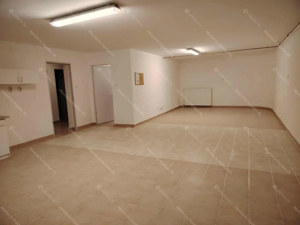 Kiadó albérlet 590000 Ft/hó áron: Remeteszőlős,  Banka utca. Mérete: 190 nm, 5 szobás | Alberlet.hu - 6641925