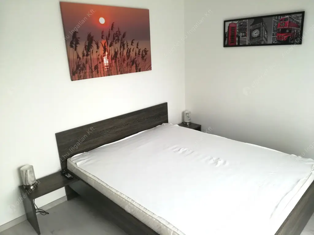 Kiadó albérlet 169000 Ft/hó áron: Siófok,  Köztársaság utca. Mérete: 45 nm, 3 szobás | Alberlet.hu - 6560079