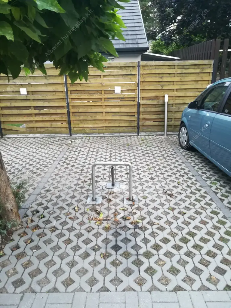 Kiadó albérlet 169000 Ft/hó áron: Siófok,  Köztársaság utca. Mérete: 45 nm, 3 szobás | Alberlet.hu - 6560090