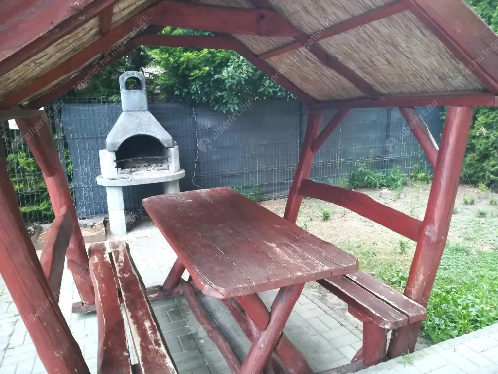 Kiadó albérlet 169000 Ft/hó áron: Siófok,  Köztársaság utca. Mérete: 45 nm, 3 szobás | Alberlet.hu - 6560091