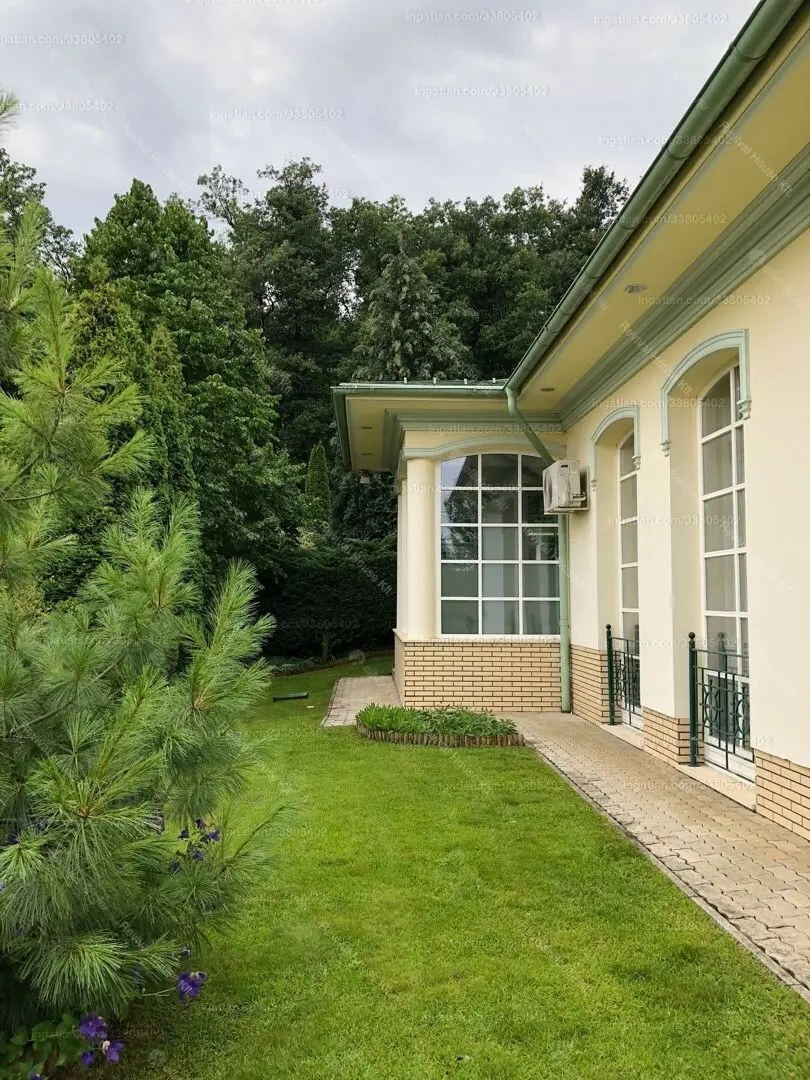 Kiadó albérlet 900000 Ft/hó áron: Solymár,  Kölcsey utca. Mérete: 220 nm, 4 szobás | Alberlet.hu - 6193071