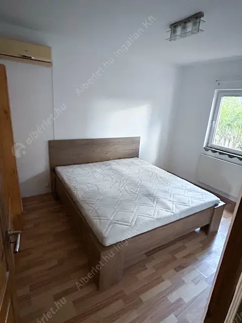 Kiadó albérlet 650000 Ft/hó áron: Szigethalom,  Mű utca . Mérete: 286 nm, 4 szobás | Alberlet.hu - 6553268