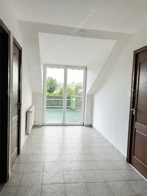 Kiadó albérlet 650000 Ft/hó áron: Szigethalom,  Mű utca . Mérete: 286 nm, 4 szobás | Alberlet.hu - 6553271