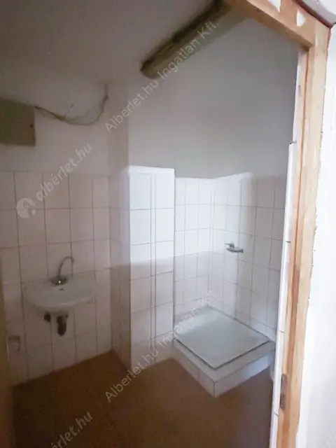Kiadó albérlet 650000 Ft/hó áron: Szigethalom,  Mű utca . Mérete: 286 nm, 4 szobás | Alberlet.hu - 6553283