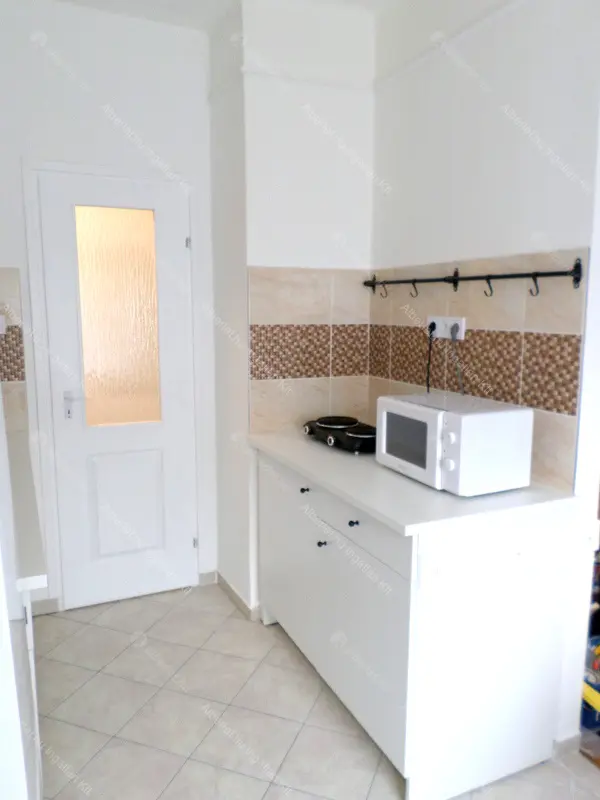 Kiadó albérlet 140000 Ft/hó áron: Szigetszentmiklós,  József Attila utca. Mérete: 32 nm, 1 szobás | Alberlet.hu - 6639998