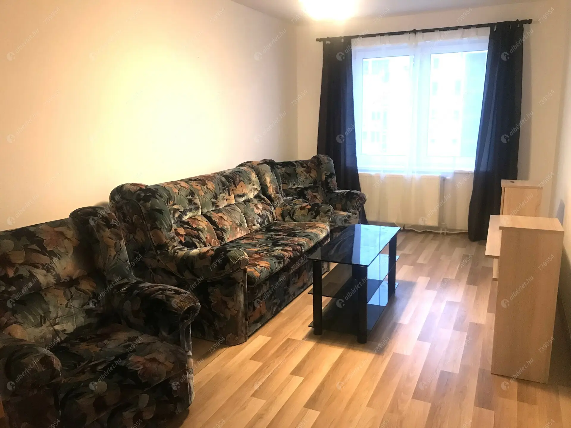Kiadó albérlet 140000 Ft/hó áron: Táborfalva ,  Tarcsay út . Mérete: 54 nm, 2 szobás | Alberlet.hu - 6191662