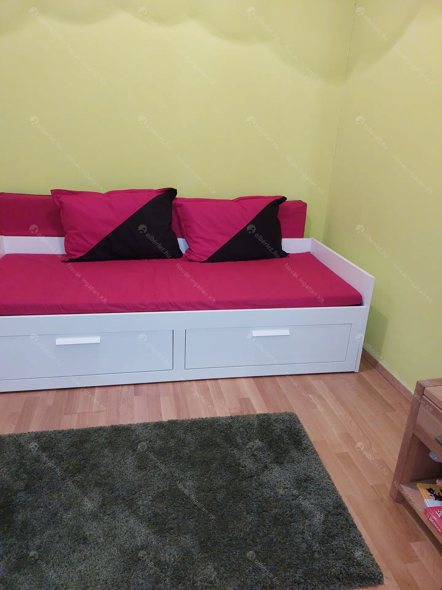 Kiadó albérlet 380000 Ft/hó áron: Tata,  tópart utca . Mérete: 70 nm, 3 szobás | Alberlet.hu - 5759473