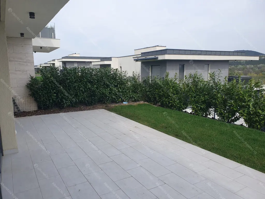 Kiadó albérlet 510000 Ft/hó áron: Törökbálint ,  Balassi Bálint utca. Mérete: 78 nm, 3 szobás | Alberlet.hu - 6698018