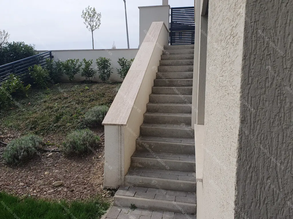 Kiadó albérlet 510000 Ft/hó áron: Törökbálint ,  Balassi Bálint utca. Mérete: 78 nm, 3 szobás | Alberlet.hu - 6698029