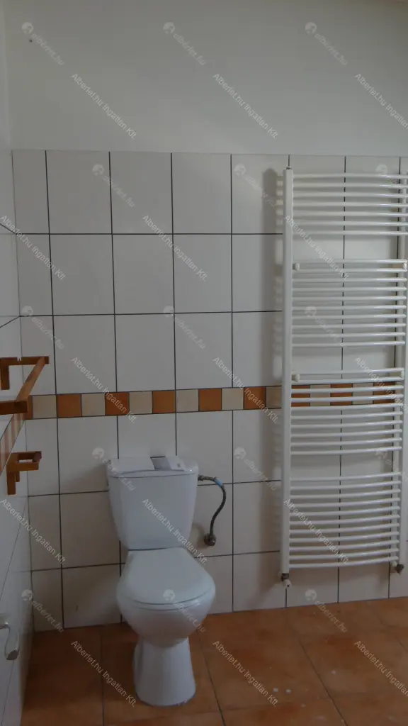 Kiadó albérlet 310000 Ft/hó áron: Üllő,  Bozsik József körút. Mérete: 80 nm, 2 szobás | Alberlet.hu - 6673234