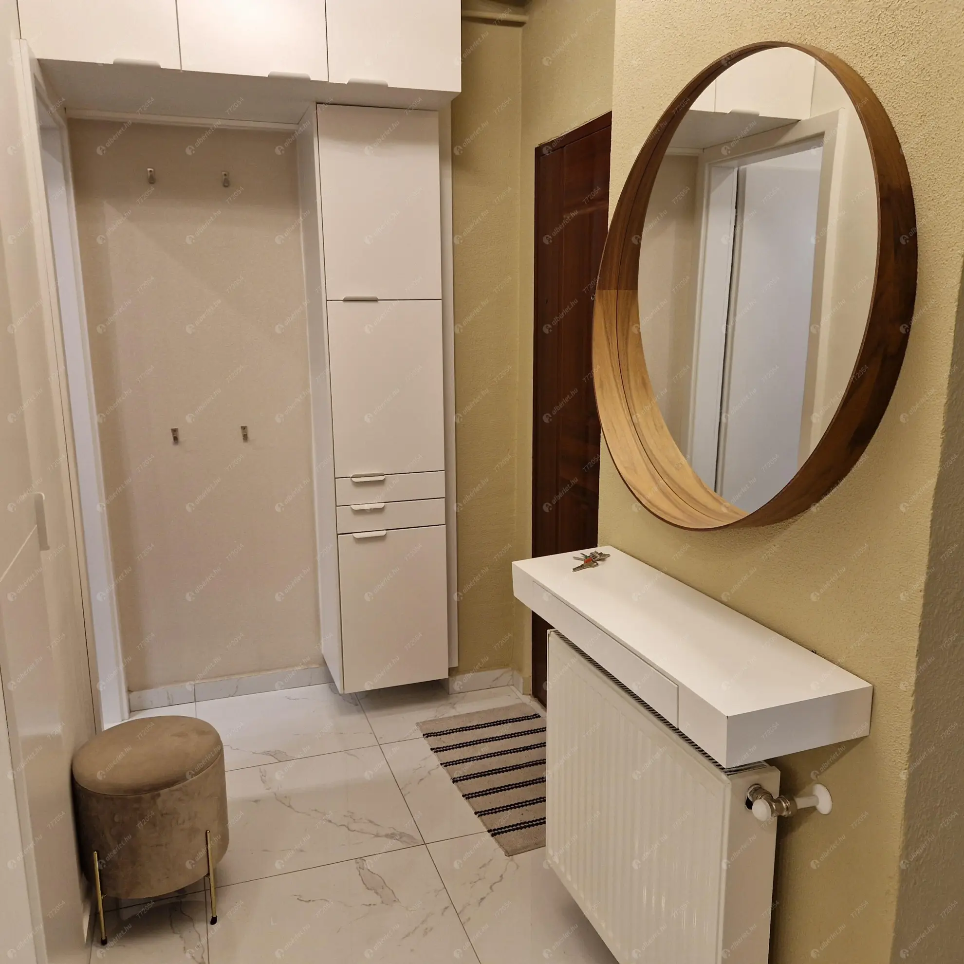 Kiadó albérlet 255000 Ft/hó áron: Üröm, III. kerület   Bécsi út . Mérete: 50 nm, 1 szobás | Alberlet.hu - 6602737