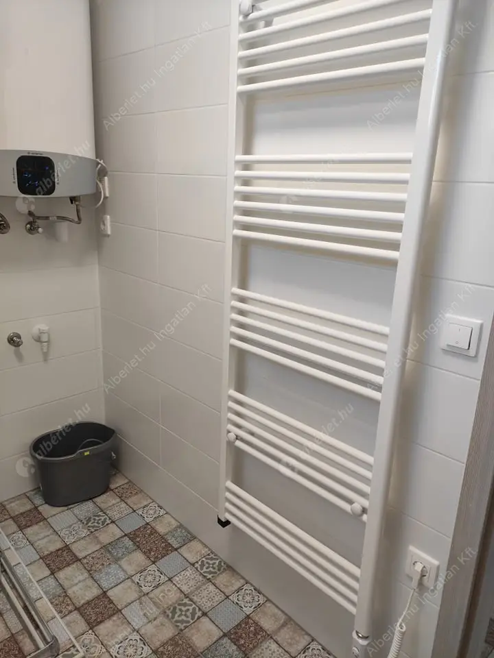 Kiadó albérlet 260000 Ft/hó áron: Üröm,  Tulipán  utca . Mérete: 50 nm, 2 szobás | Alberlet.hu - 6634700