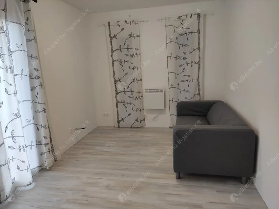 Kiadó albérlet 260000 Ft/hó áron: Üröm,  Tulipán  utca . Mérete: 50 nm, 2 szobás | Alberlet.hu - 6634702