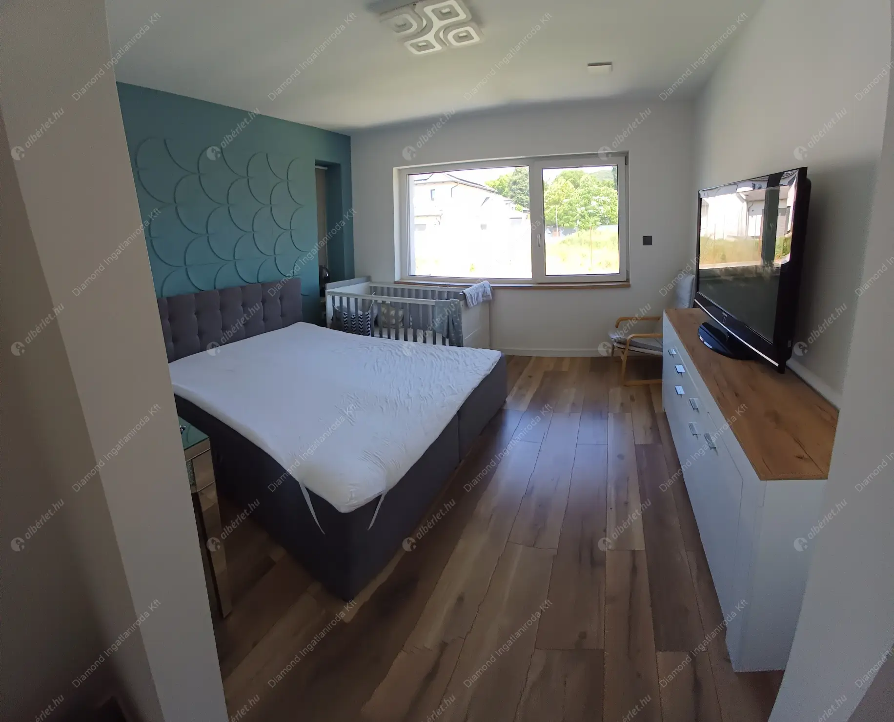 Kiadó albérlet 850000 Ft/hó áron: Üröm,  Völgyliget sétány . Mérete: 150 nm, 5 szobás | Alberlet.hu - 6482211