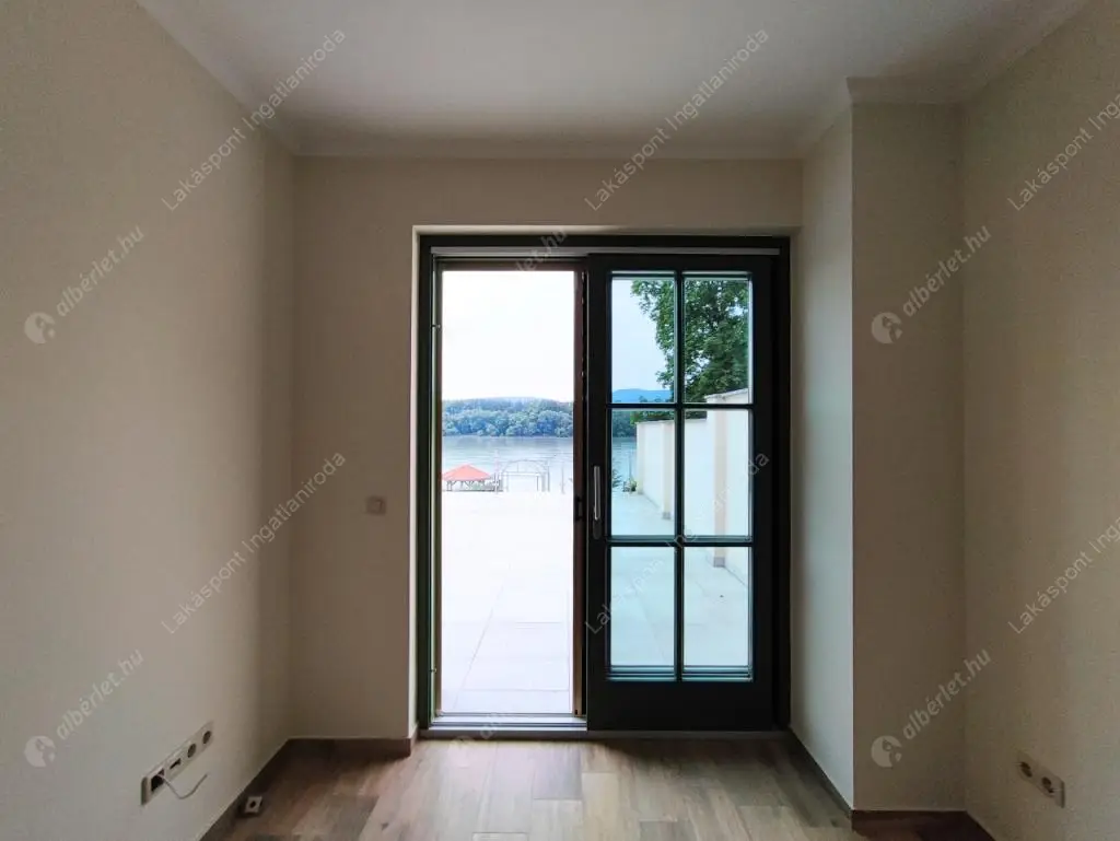 Kiadó albérlet 1161000 Ft/hó áron: Verőce,  Árpád út utca. Mérete: 248 nm, 5 szobás | Alberlet.hu - 6290040