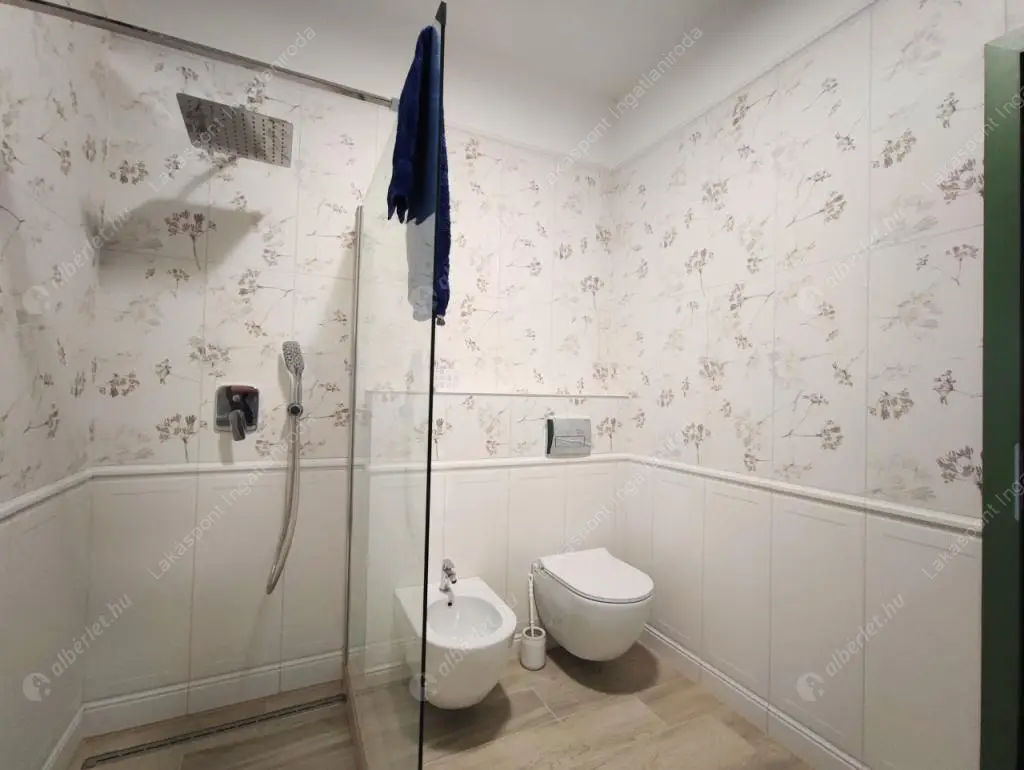 Kiadó albérlet 1161000 Ft/hó áron: Verőce,  Árpád út utca. Mérete: 248 nm, 5 szobás | Alberlet.hu - 6290065