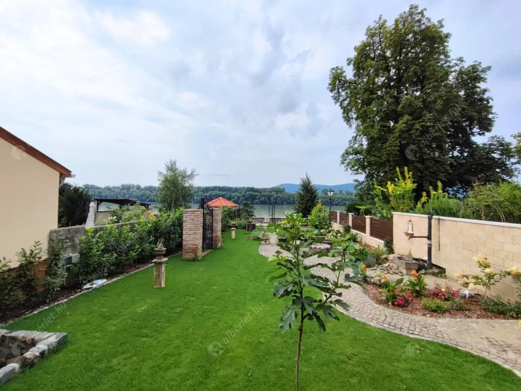 Kiadó albérlet 1161000 Ft/hó áron: Verőce,  Árpád út utca. Mérete: 248 nm, 5 szobás | Alberlet.hu - 6290071