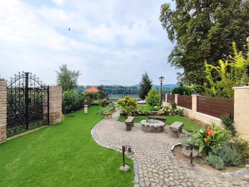 Kiadó albérlet 1161000 Ft/hó áron: Verőce,  Árpád út utca. Mérete: 248 nm, 5 szobás | Alberlet.hu - 6290073