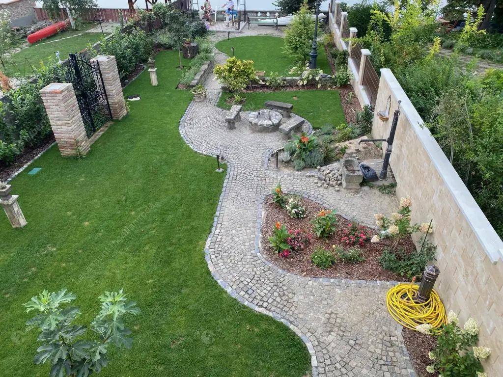 Kiadó albérlet 1161000 Ft/hó áron: Verőce,  Árpád út utca. Mérete: 248 nm, 5 szobás | Alberlet.hu - 6290077