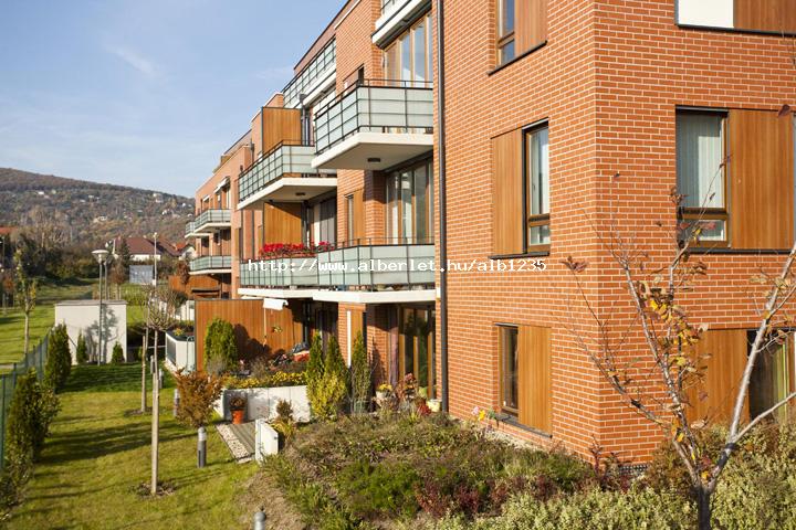 Új albérlet Sasad Resort | Alberlet.hu - 148